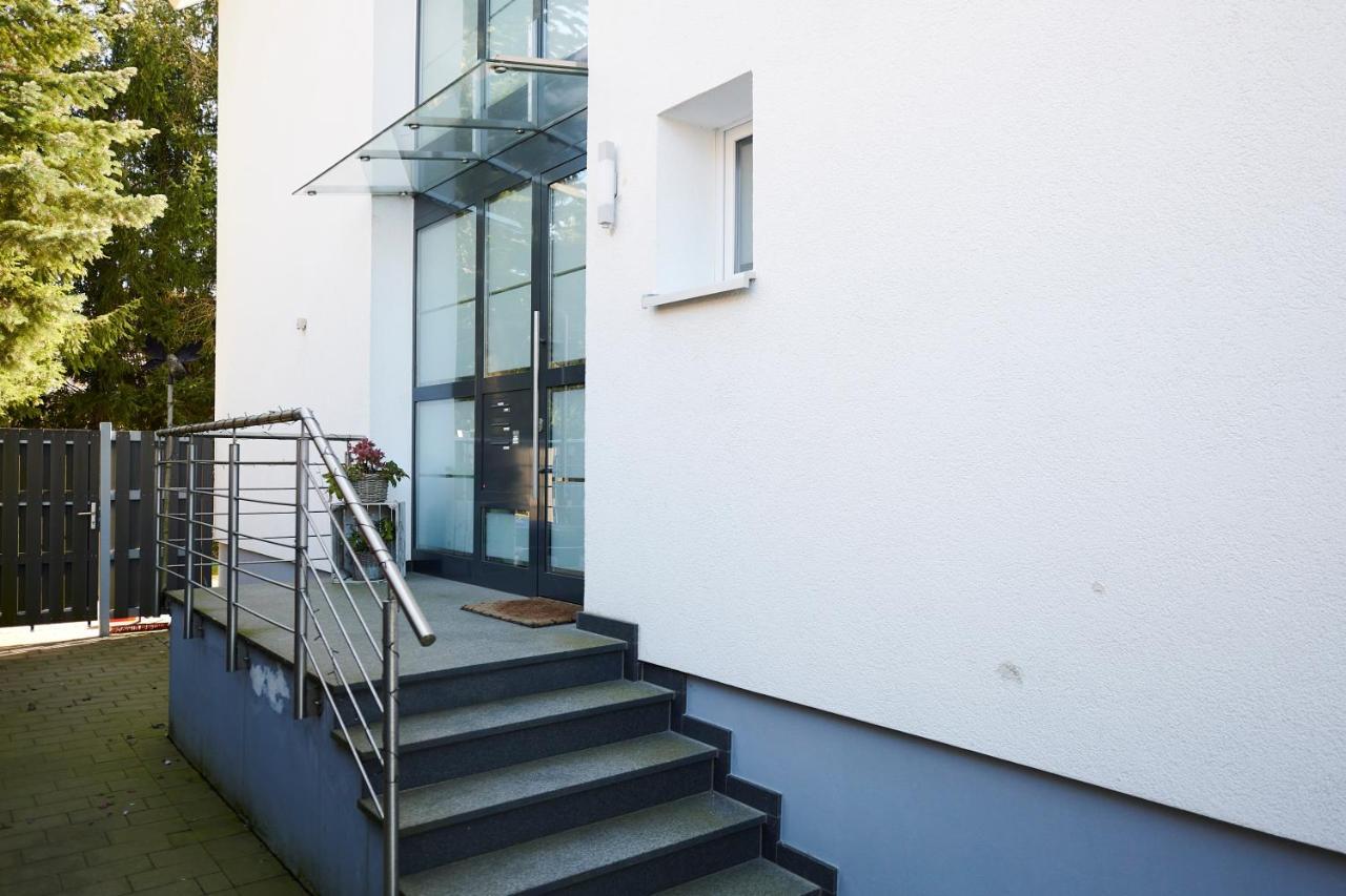 Grosszuegig & Stilvoll Parkplatz ,ruhige Lage, 5 Personen, Langzeit Appartement *