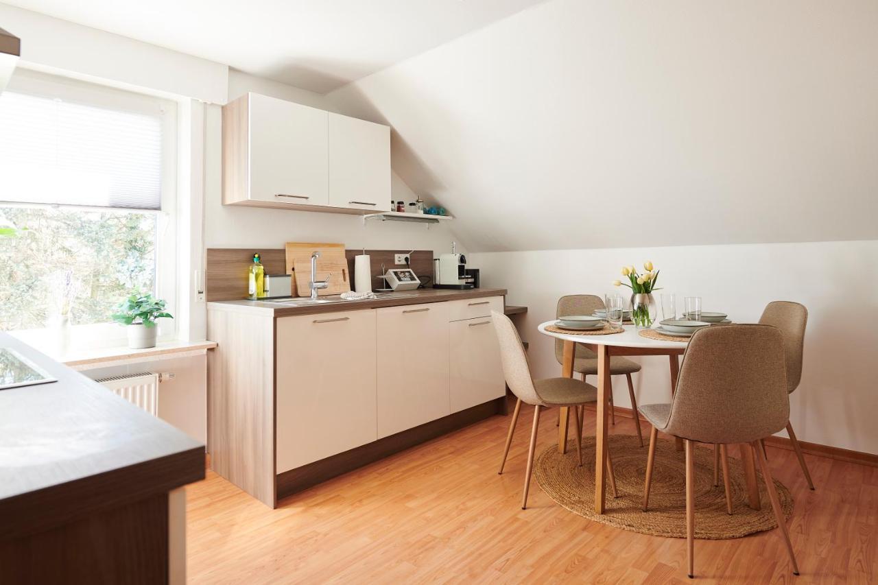 Appartement Grosszuegig & Stilvoll Parkplatz ,ruhige Lage, 5 Personen, Langzeit