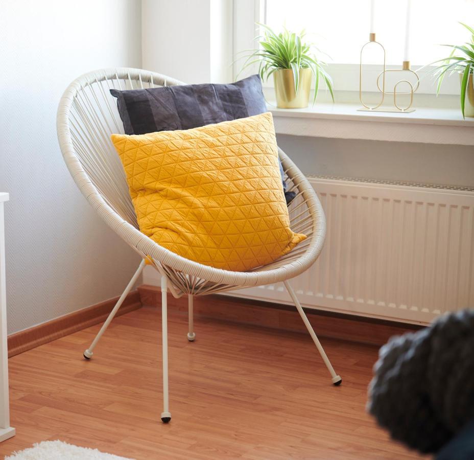 Appartement Grosszuegig & Stilvoll Parkplatz ,ruhige Lage, 5 Personen, Langzeit